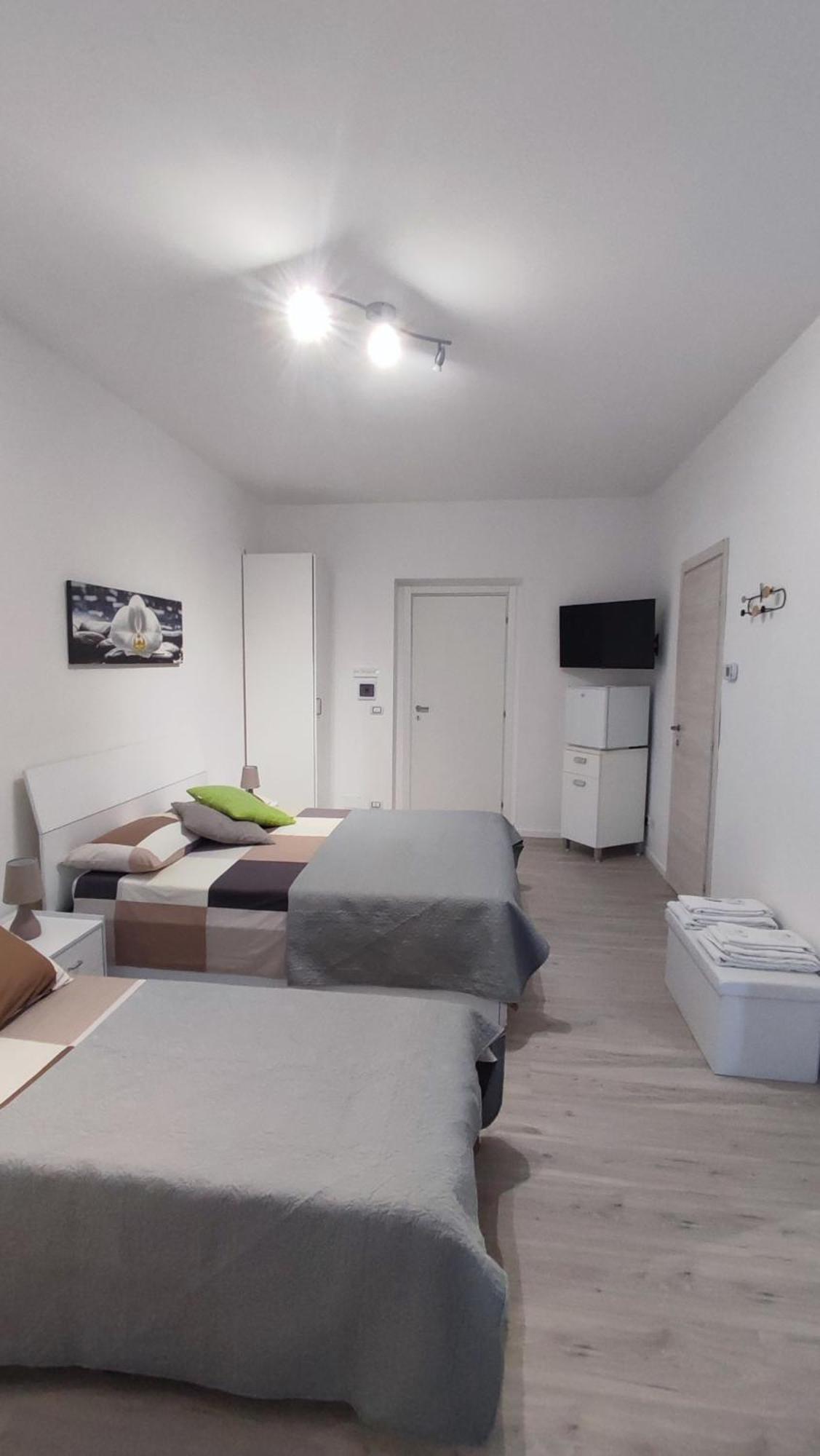 Nautica Tarello - Casa Ena Beb Bed & Breakfast Viverone Exterior foto